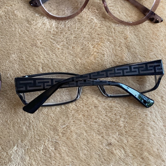 5 pair of glasses - Picture 3 of 6